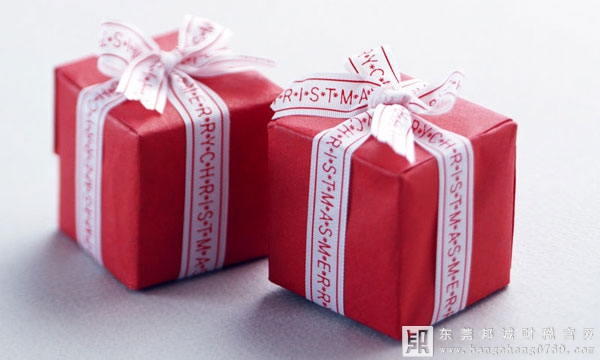 無償贈送客戶產品，客戶未記應收和應繳增值稅銷項稅科目，是否合法？