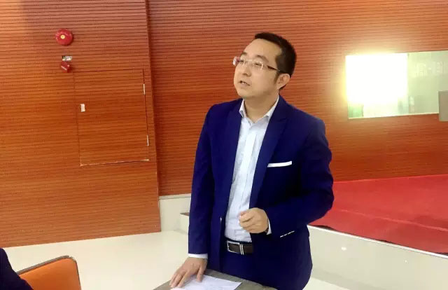 東莞市企業代理服務行業協會郭偉副會長講解新三板專業委員會成立事宜，提議舉辦營改增政策專家講座。